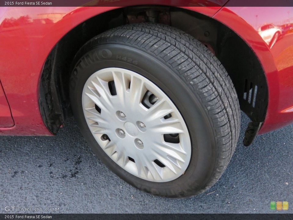 2015 Ford Fiesta SE Sedan Wheel and Tire Photo #109162777