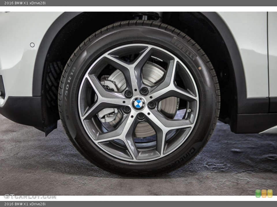 2016 BMW X1 xDrive28i Wheel and Tire Photo #109233288