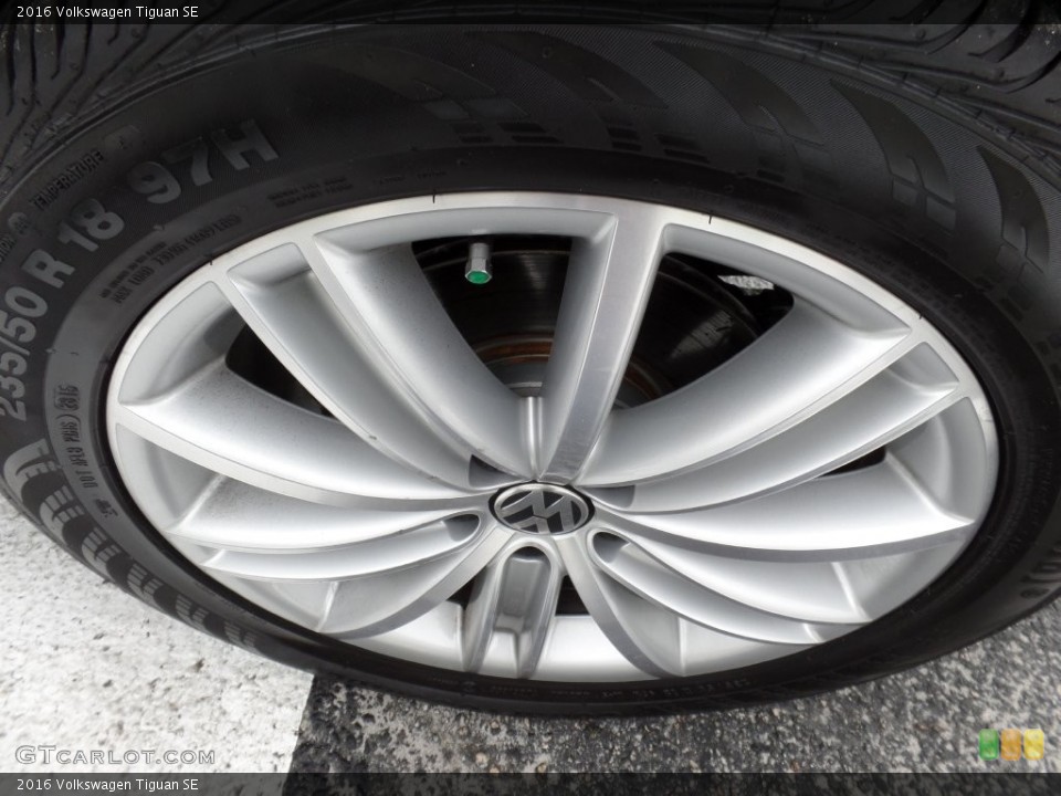 2016 Volkswagen Tiguan SE Wheel and Tire Photo #109279561