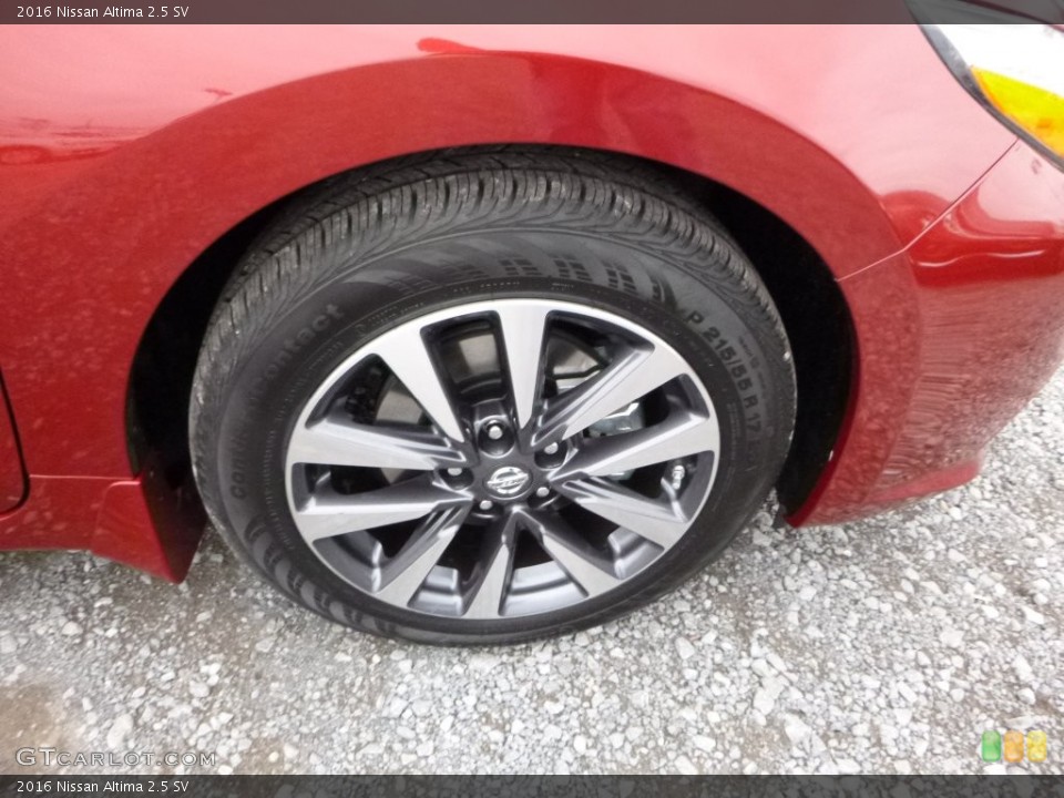 2016 Nissan Altima 2.5 SV Wheel and Tire Photo #109314083