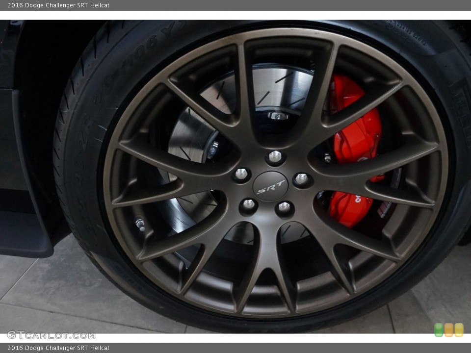 2016 Dodge Challenger SRT Hellcat Wheel and Tire Photo #109387179