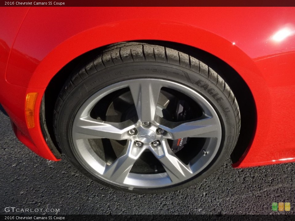 2016 Chevrolet Camaro SS Coupe Wheel and Tire Photo #109837346