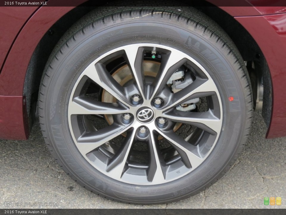 2016 Toyota Avalon XLE Wheel and Tire Photo #109910134
