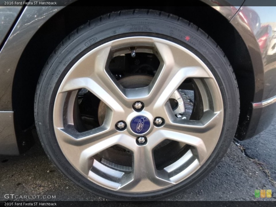 2016 Ford Fiesta ST Hatchback Wheel and Tire Photo #110015820