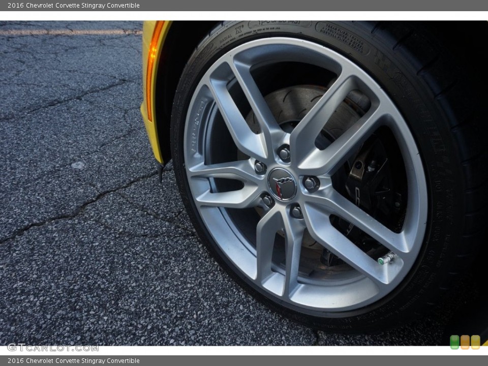 2016 Chevrolet Corvette Stingray Convertible Wheel and Tire Photo #110037487