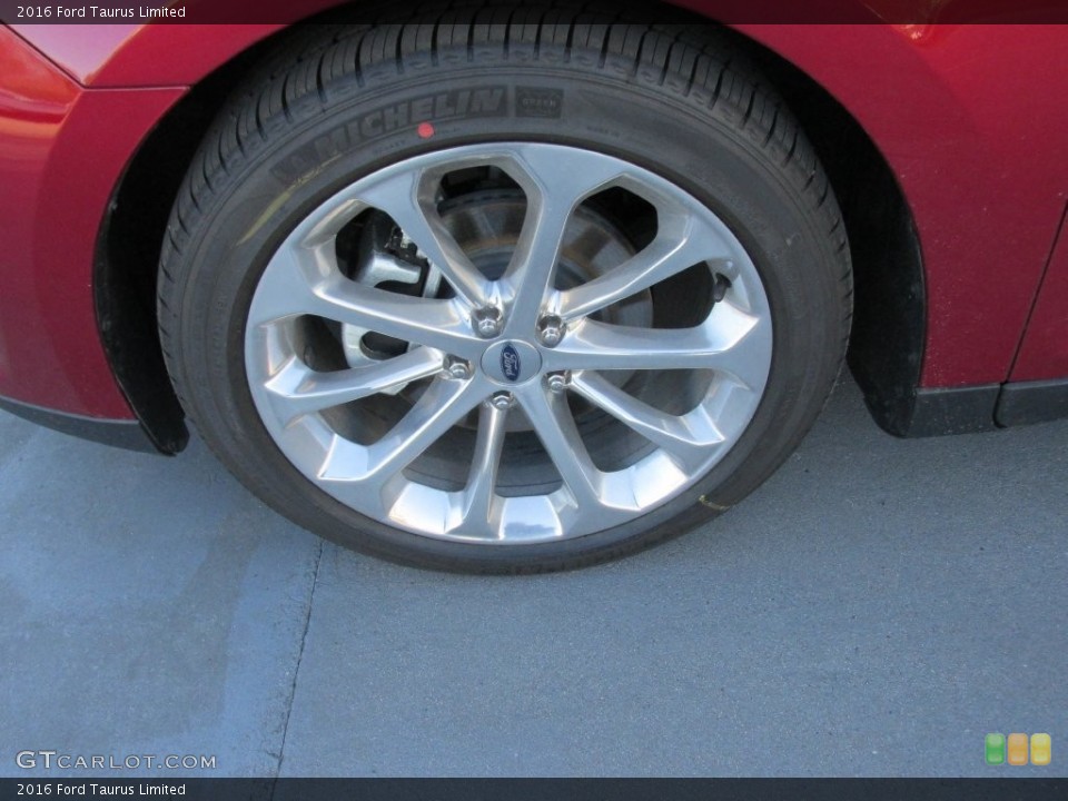 2016 Ford Taurus Wheels and Tires