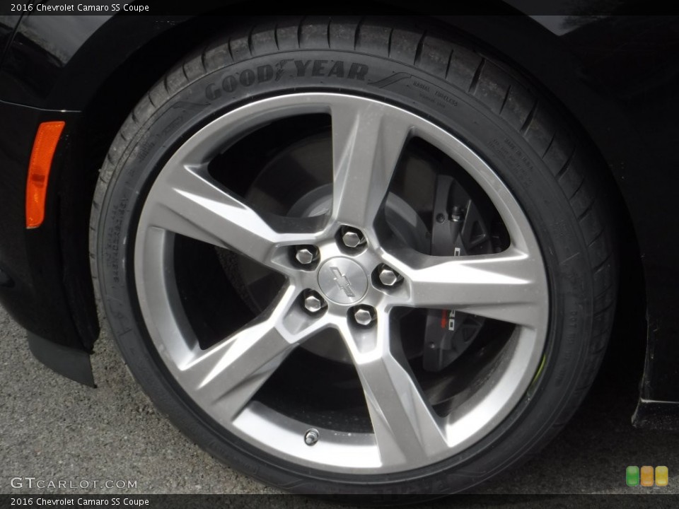 2016 Chevrolet Camaro SS Coupe Wheel and Tire Photo #110542898