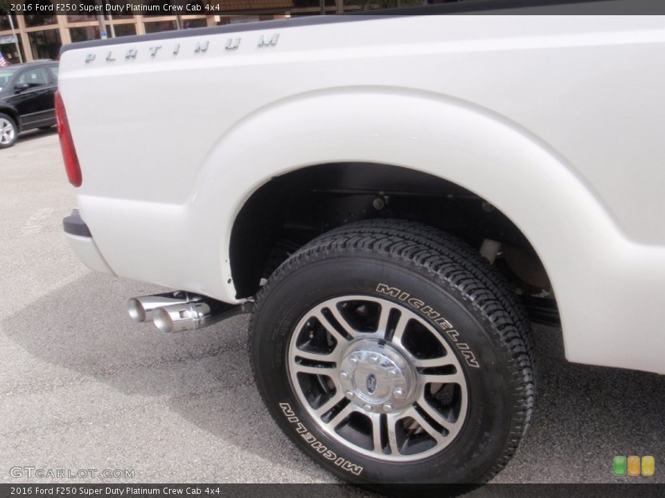 2016 Ford F250 Super Duty Platinum Crew Cab 4x4 Wheel and Tire Photo #110736667