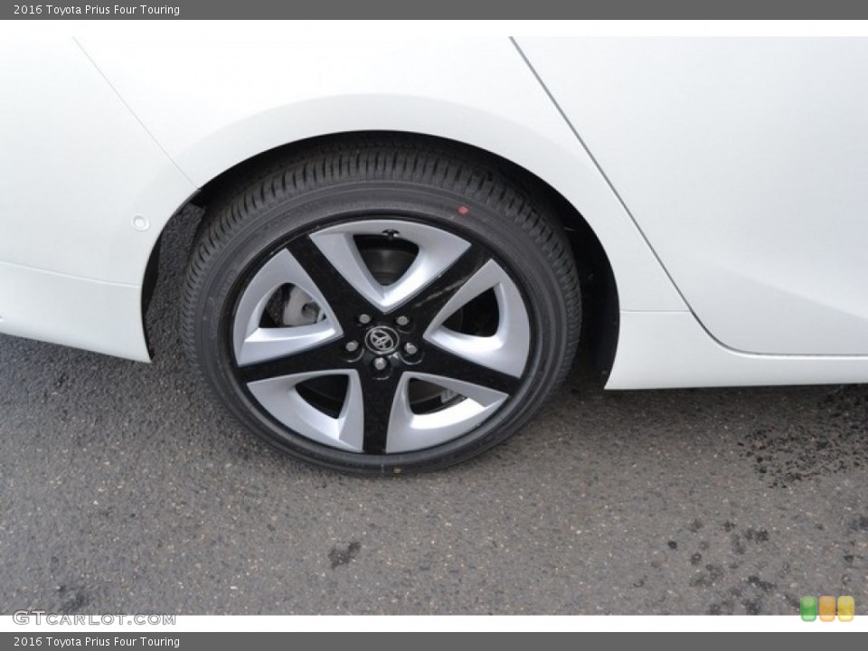 2016 Toyota Prius Wheels and Tires