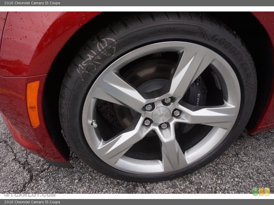 2016 Chevrolet Camaro SS Coupe Wheel and Tire Photo #111288613
