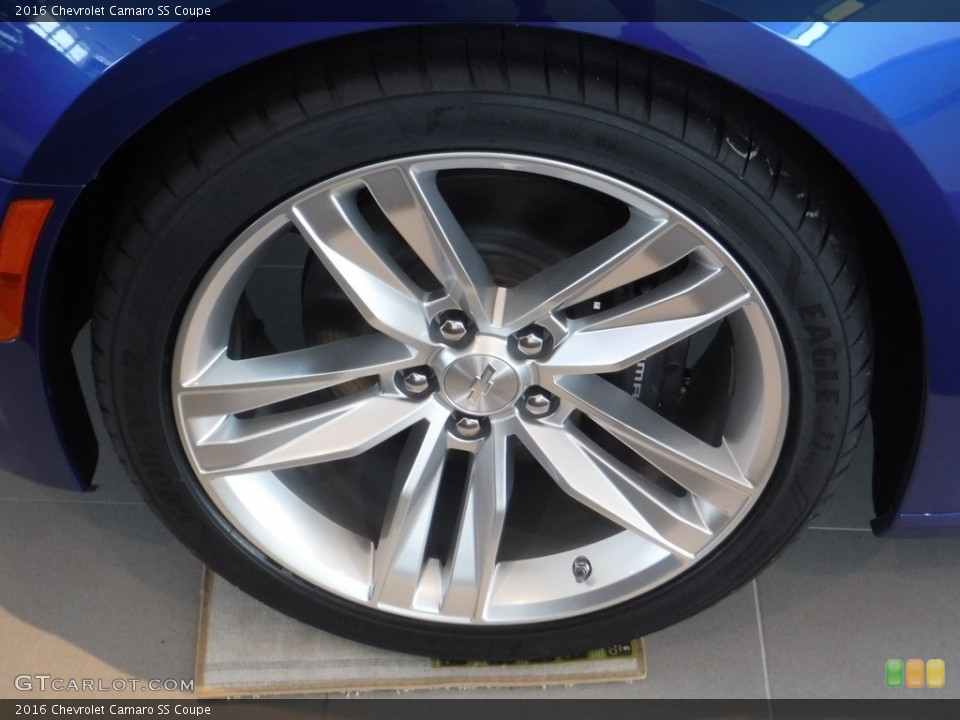 2016 Chevrolet Camaro SS Coupe Wheel and Tire Photo #111445333