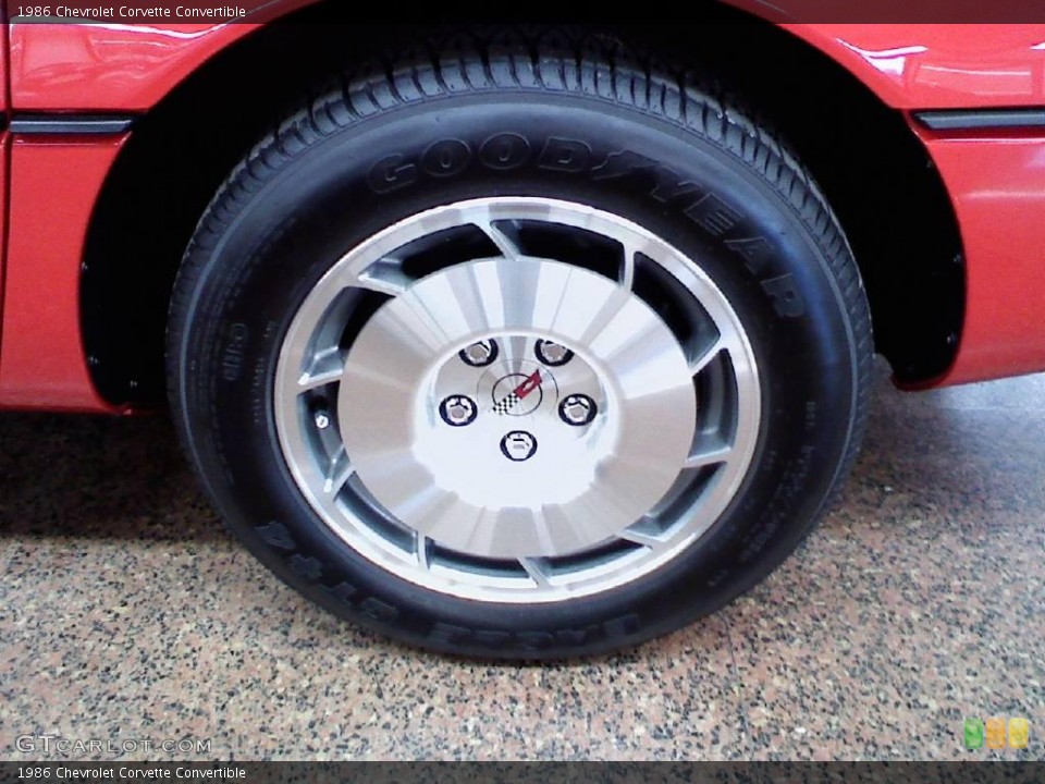 1986 Chevrolet Corvette Convertible Wheel and Tire Photo #11146820