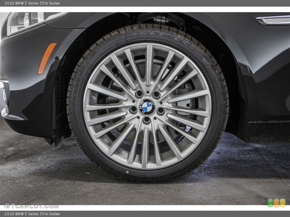 2016 BMW 5 Series 550i Sedan Wheel and Tire Photo #112247201