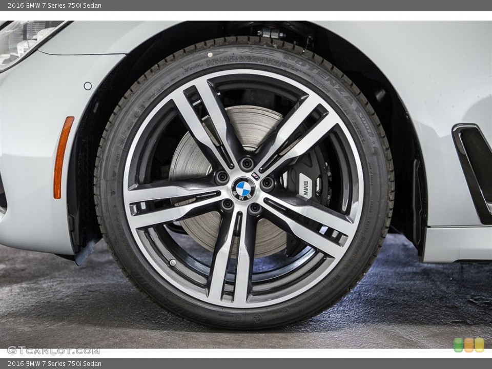 2016 BMW 7 Series 750i Sedan Wheel and Tire Photo #112511431