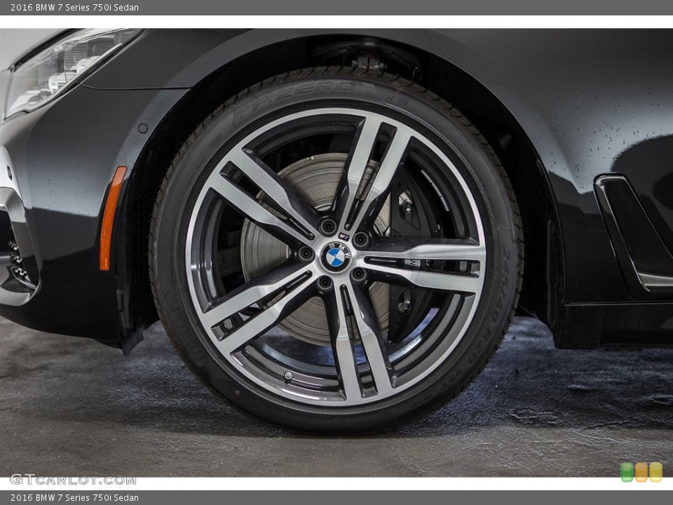 2016 BMW 7 Series 750i Sedan Wheel and Tire Photo #112511764