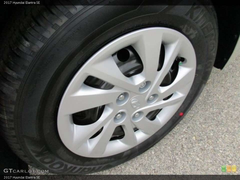 2017 Hyundai Elantra SE Wheel and Tire Photo #112553824