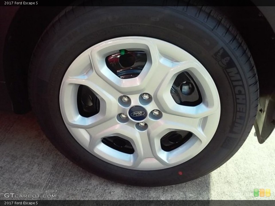 2017 Ford Escape S Wheel and Tire Photo #112748525