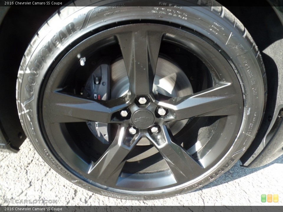 2016 Chevrolet Camaro SS Coupe Wheel and Tire Photo #113208532