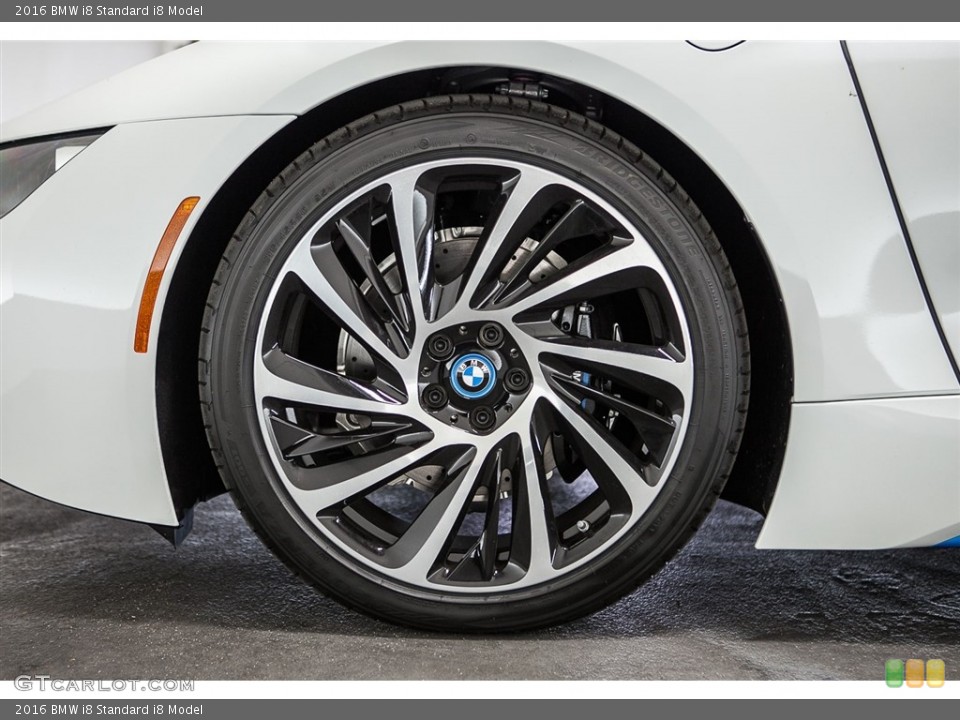 2016 BMW i8  Wheel and Tire Photo #113663918