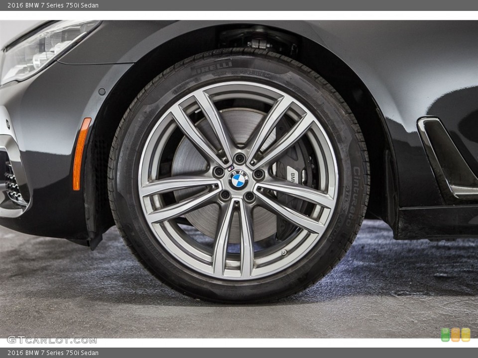 2016 BMW 7 Series 750i Sedan Wheel and Tire Photo #113738110