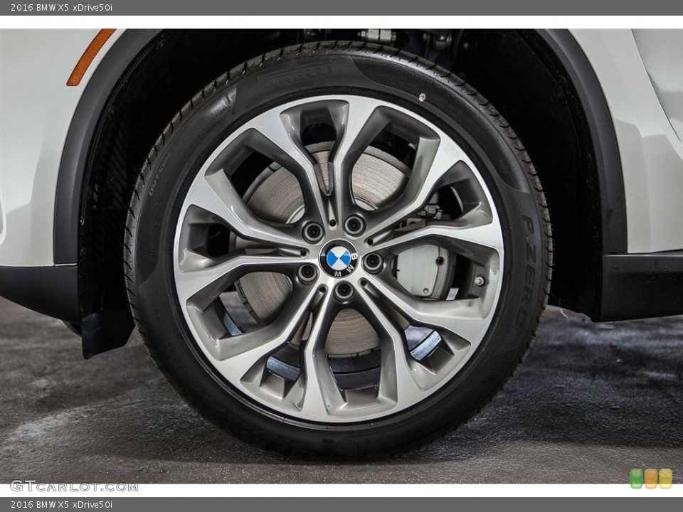 2016 BMW X5 xDrive50i Wheel and Tire Photo #113740396