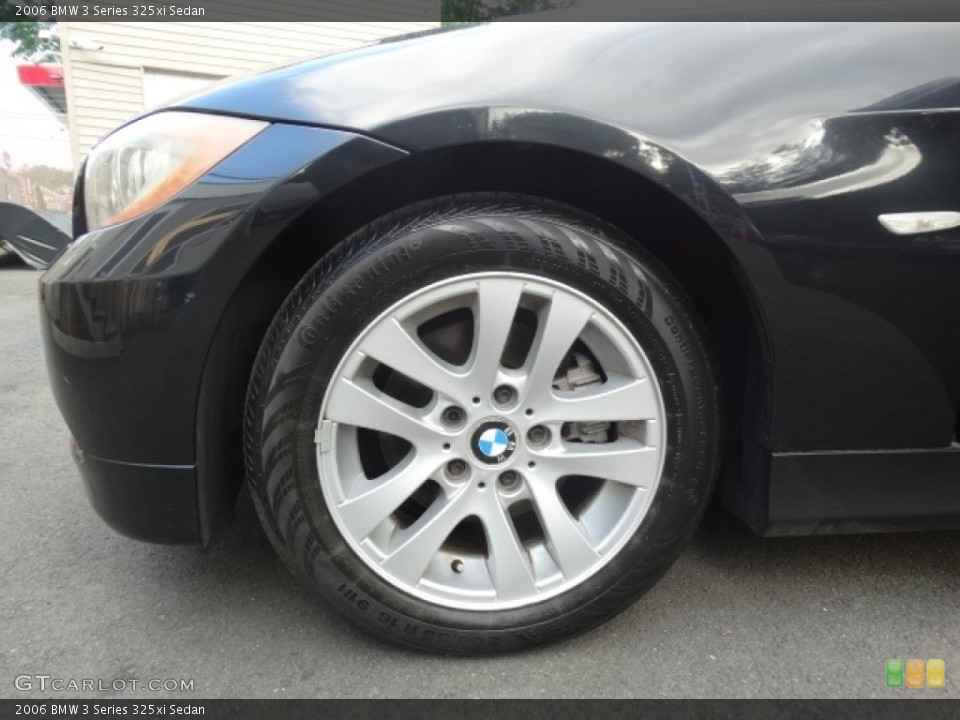 2006 BMW 3 Series 325xi Sedan Wheel and Tire Photo #113812690