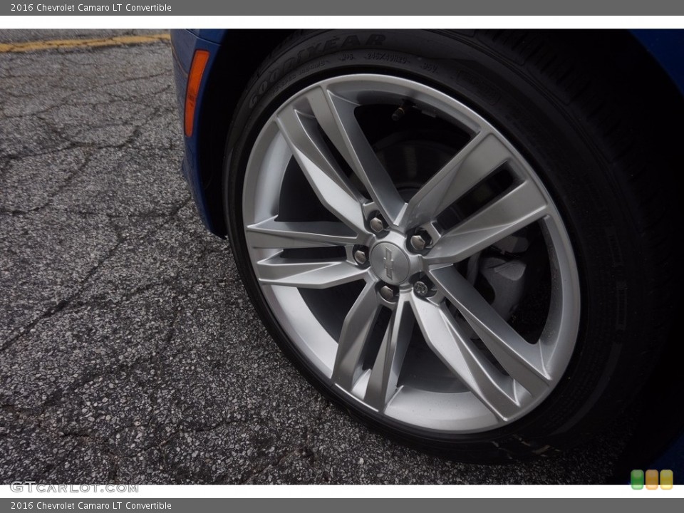 2016 Chevrolet Camaro LT Convertible Wheel and Tire Photo #114130684