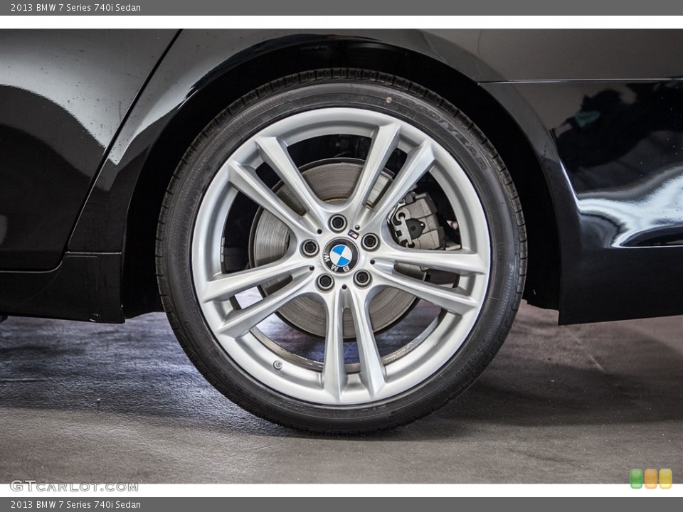 2013 BMW 7 Series 740i Sedan Wheel and Tire Photo #114199164
