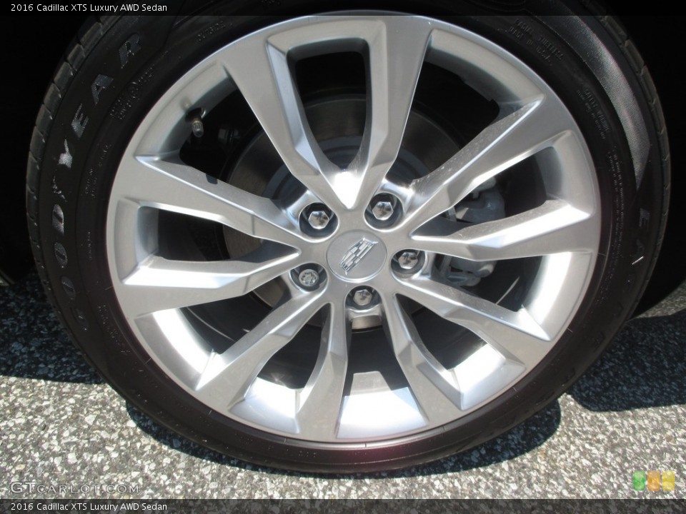 2016 Cadillac XTS Luxury AWD Sedan Wheel and Tire Photo #114594606