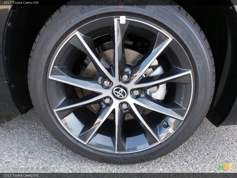 2017 Toyota Camry XSE Wheel and Tire Photo #115173075
