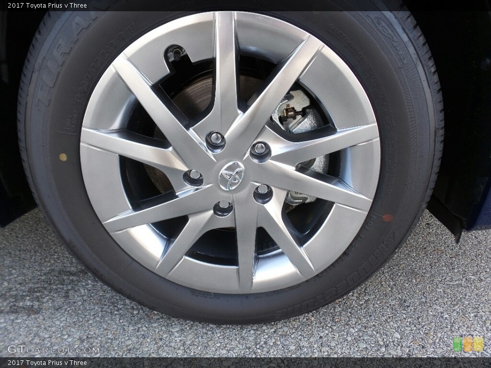 2017 Toyota Prius v Three Wheel and Tire Photo #115175627