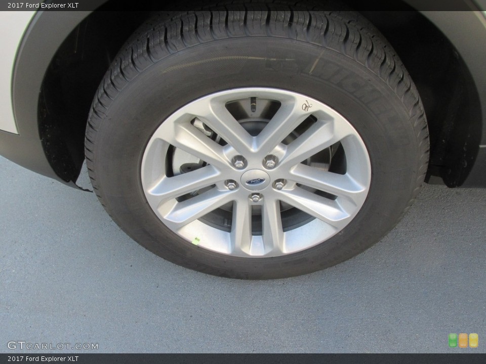 2017 Ford Explorer XLT Wheel and Tire Photo #115402224