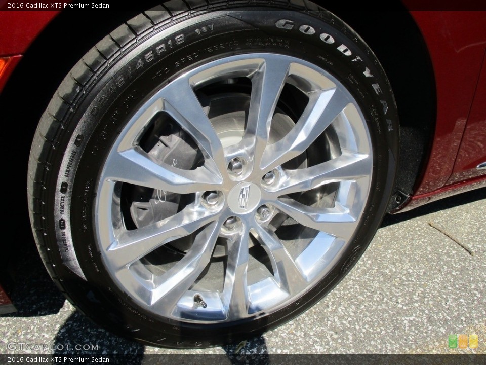 2016 Cadillac XTS Premium Sedan Wheel and Tire Photo #115407258