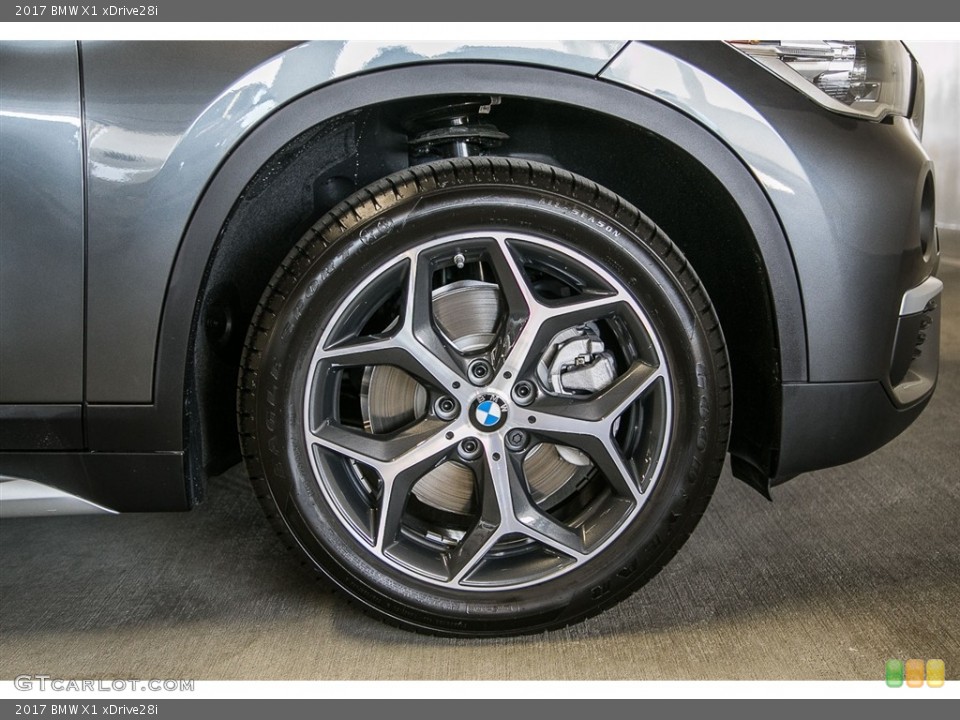 2017 BMW X1 xDrive28i Wheel and Tire Photo #115454479