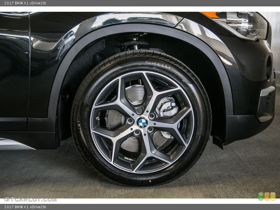 2017 BMW X1 xDrive28i Wheel and Tire Photo #115454798