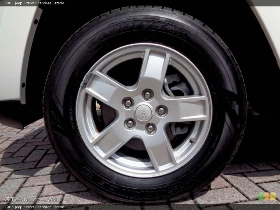 2006 Jeep Grand Cherokee Laredo Wheel and Tire Photo #115510384