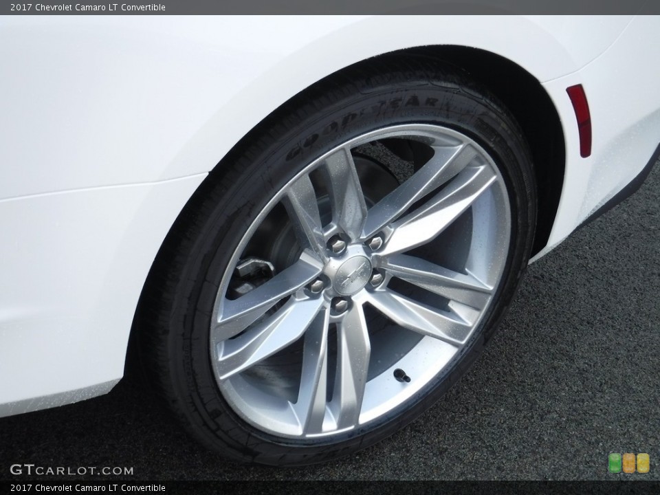 2017 Chevrolet Camaro LT Convertible Wheel and Tire Photo #115545545