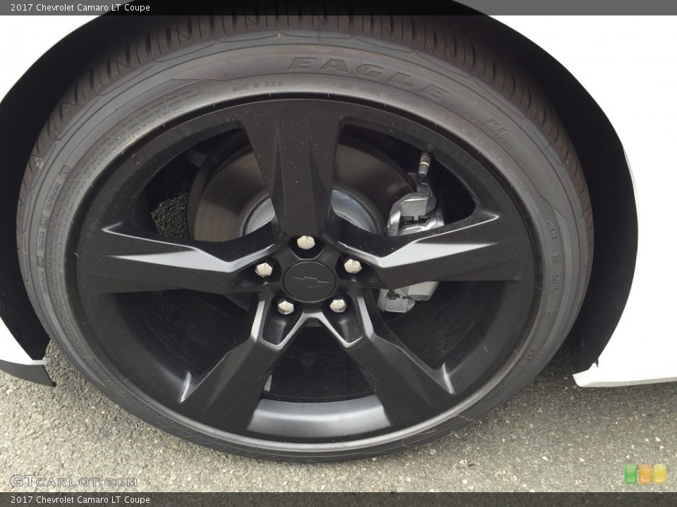 2017 Chevrolet Camaro LT Coupe Wheel and Tire Photo #115609885