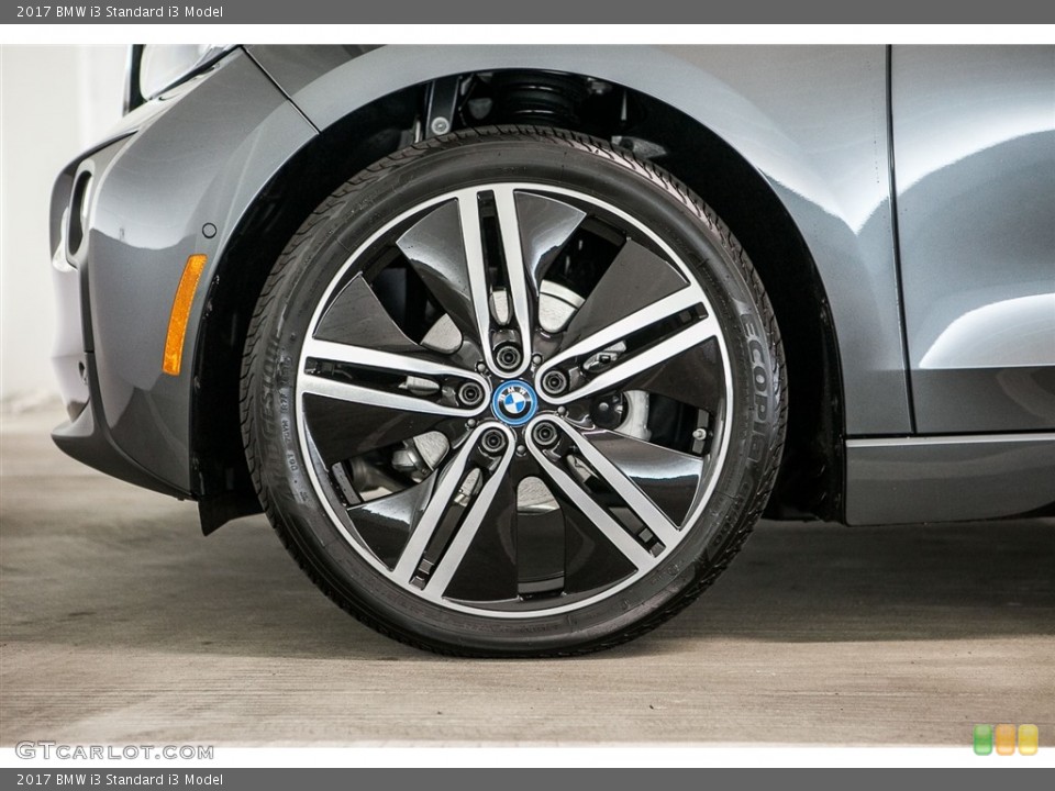 2017 BMW i3  Wheel and Tire Photo #115636971