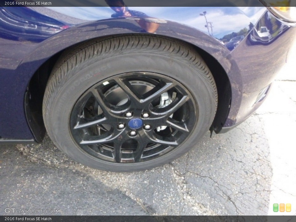 2016 Ford Focus SE Hatch Wheel and Tire Photo #115787378
