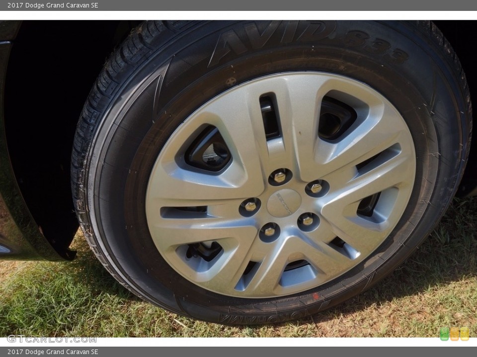 2017 Dodge Grand Caravan SE Wheel and Tire Photo #115849699