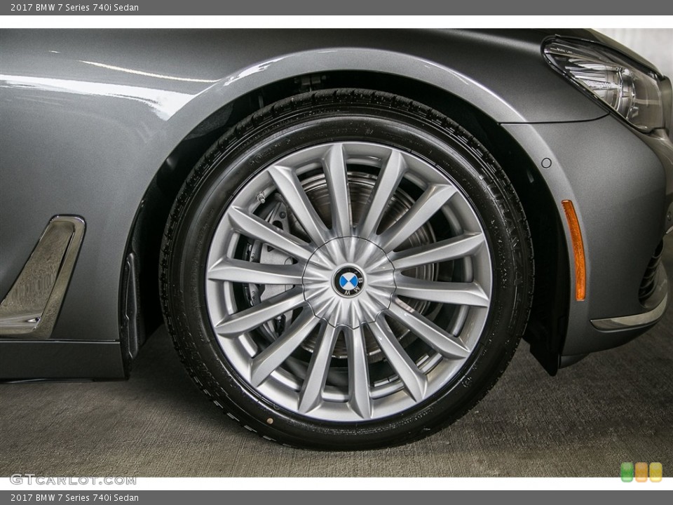 2017 BMW 7 Series 740i Sedan Wheel and Tire Photo #115879359