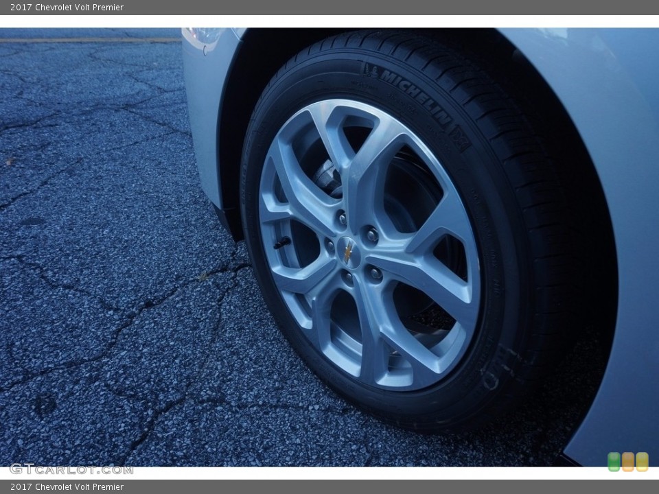 2017 Chevrolet Volt Premier Wheel and Tire Photo #115922909