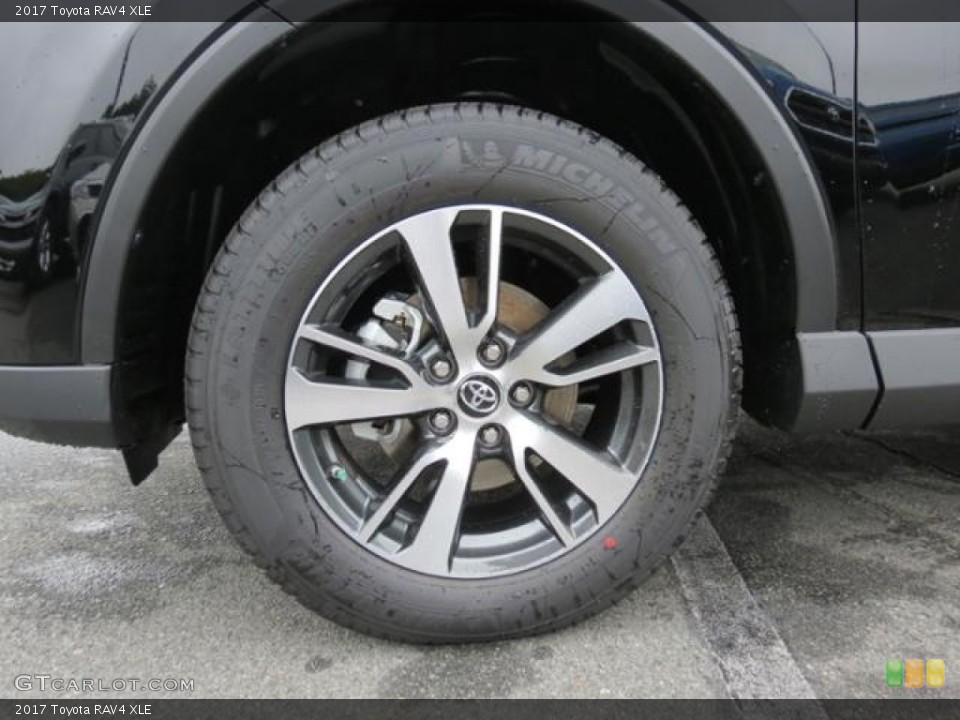 2017 Toyota RAV4 XLE Wheel and Tire Photo #116006643