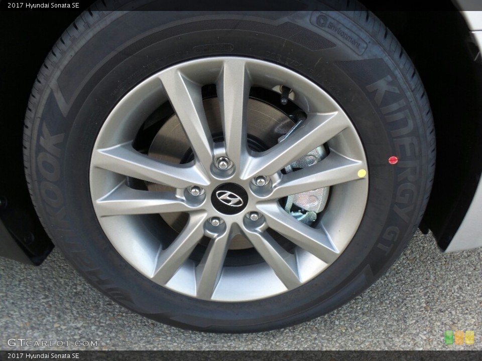 2017 Hyundai Sonata SE Wheel and Tire Photo #116025858