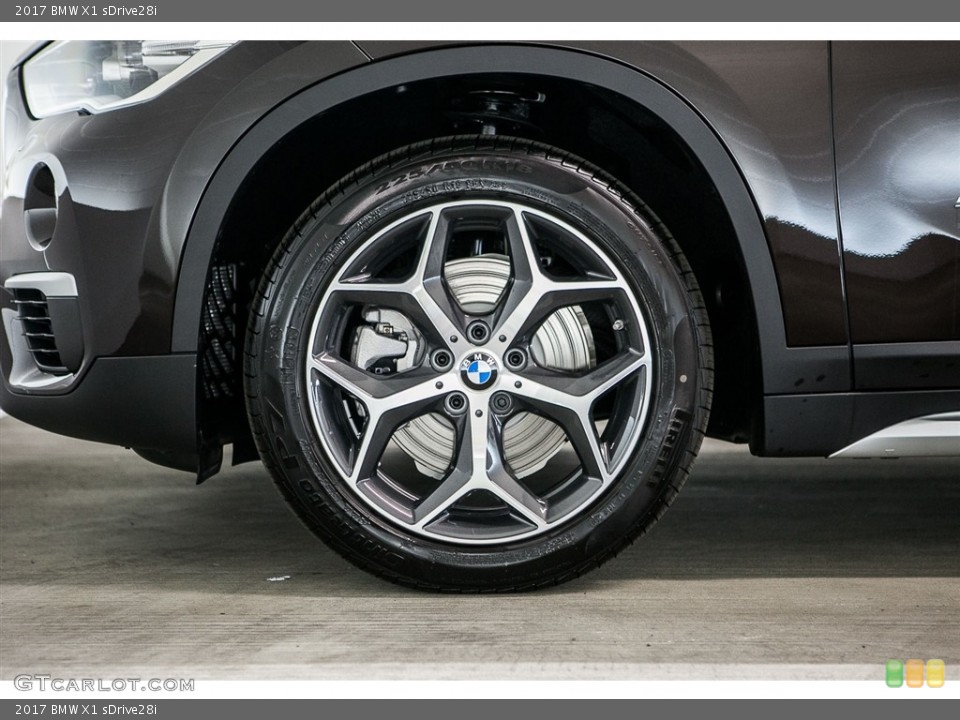 2017 BMW X1 sDrive28i Wheel and Tire Photo #116221320