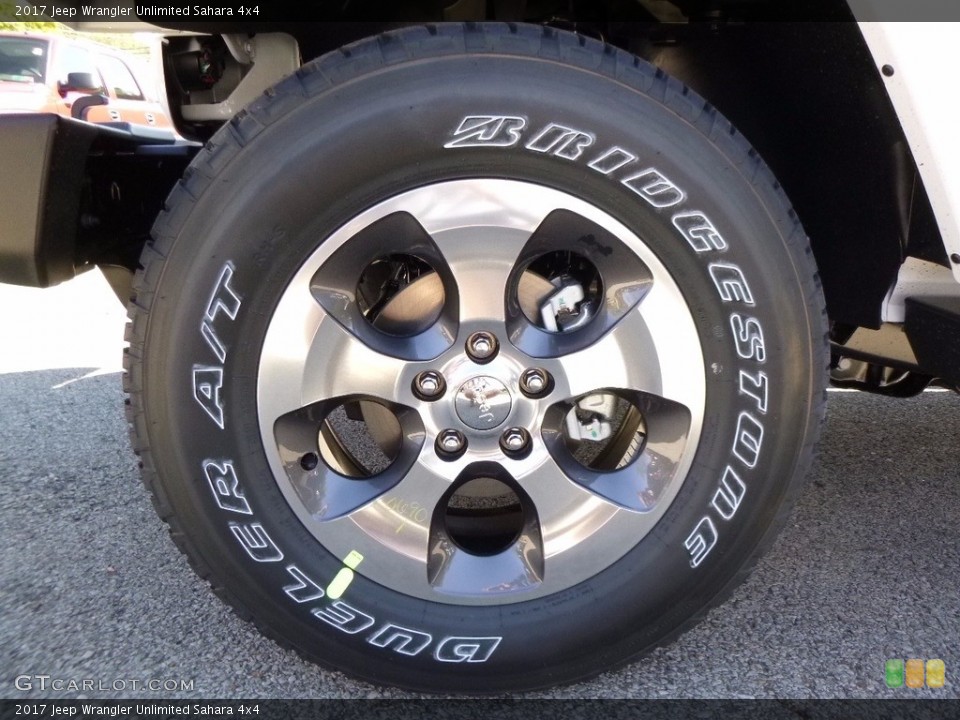 2017 Jeep Wrangler Unlimited Sahara 4x4 Wheel and Tire Photo #116238431