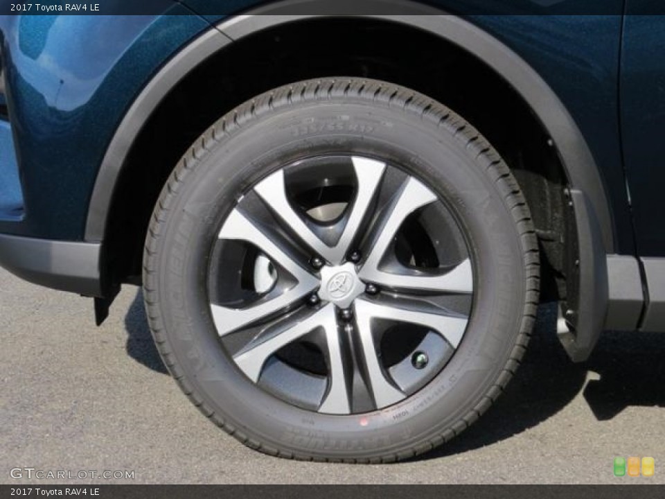 2017 Toyota RAV4 LE Wheel and Tire Photo #116543004