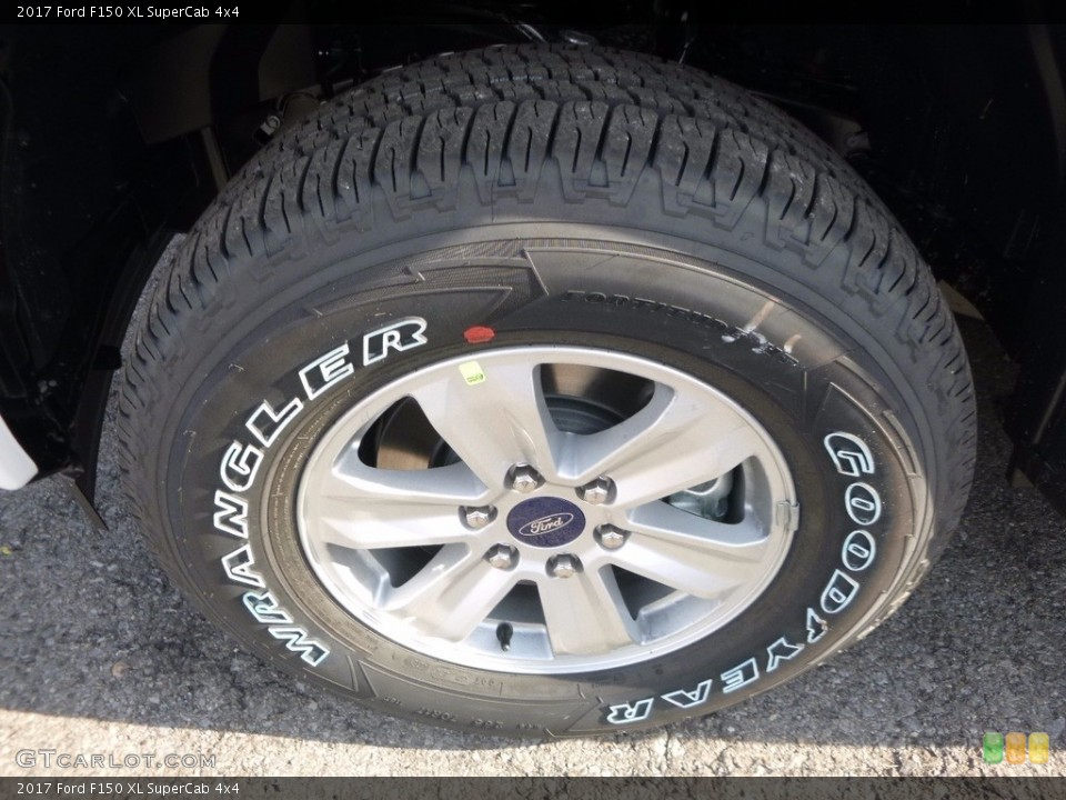 2017 Ford F150 XL SuperCab 4x4 Wheel and Tire Photo #116758921