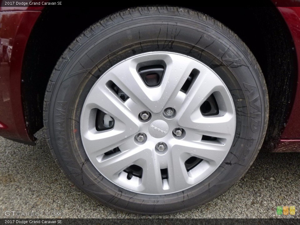 2017 Dodge Grand Caravan SE Wheel and Tire Photo #116830971